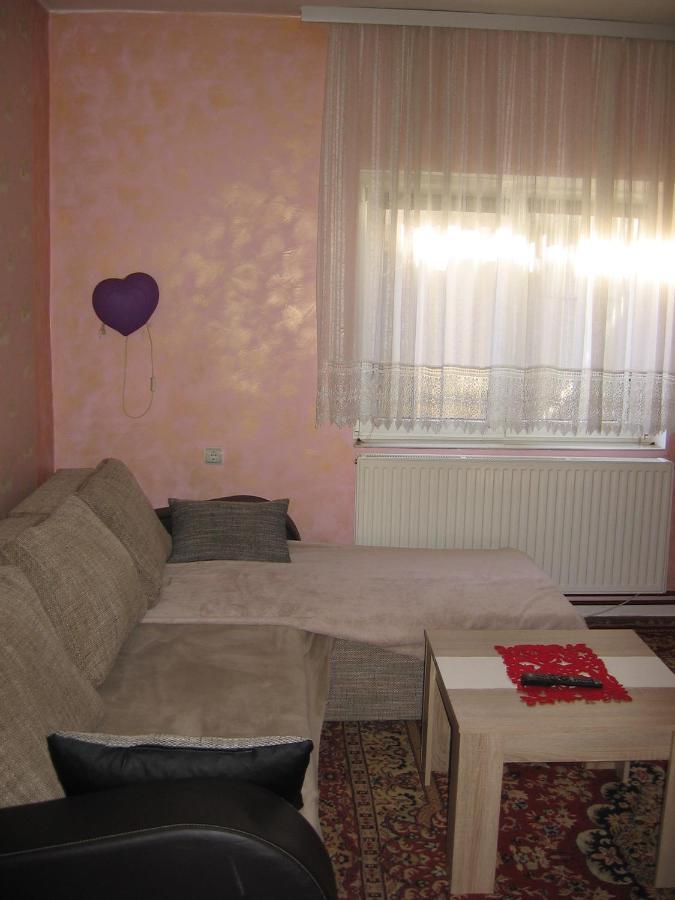 Ferienwohnung Kuca Za Odmor Jelena Kladovo Exterior foto